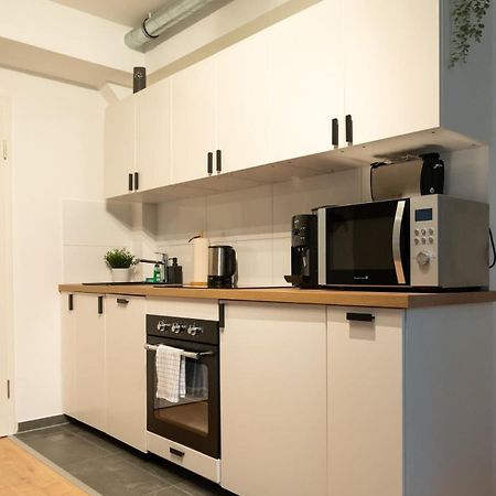 Hamburg City Apartment For 4 Экстерьер фото